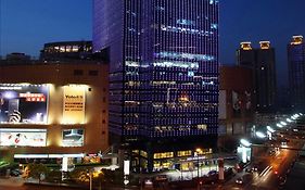 Renaissance Shanghai Zhongshan Park Hotel